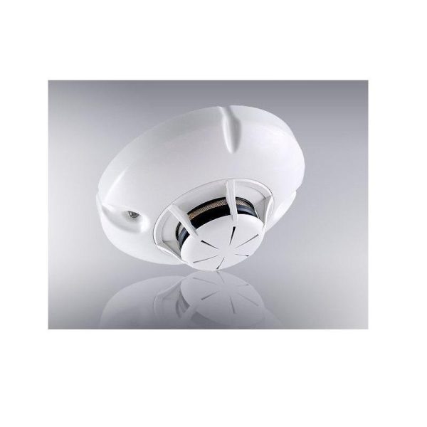 Combined optical smoke and rate of rise heat detector, with