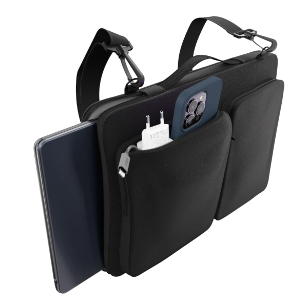 Geanta neagra de umar compatibilia cu MacBook Pro 16" 2023/
