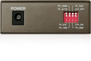 "Omada 10/100 Mbps RJ45 to 100 Mbps Single-mode SC WDM