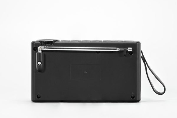 Radio cu ceas Akai APR-600 cu baterii 3x AAA, bluetooth